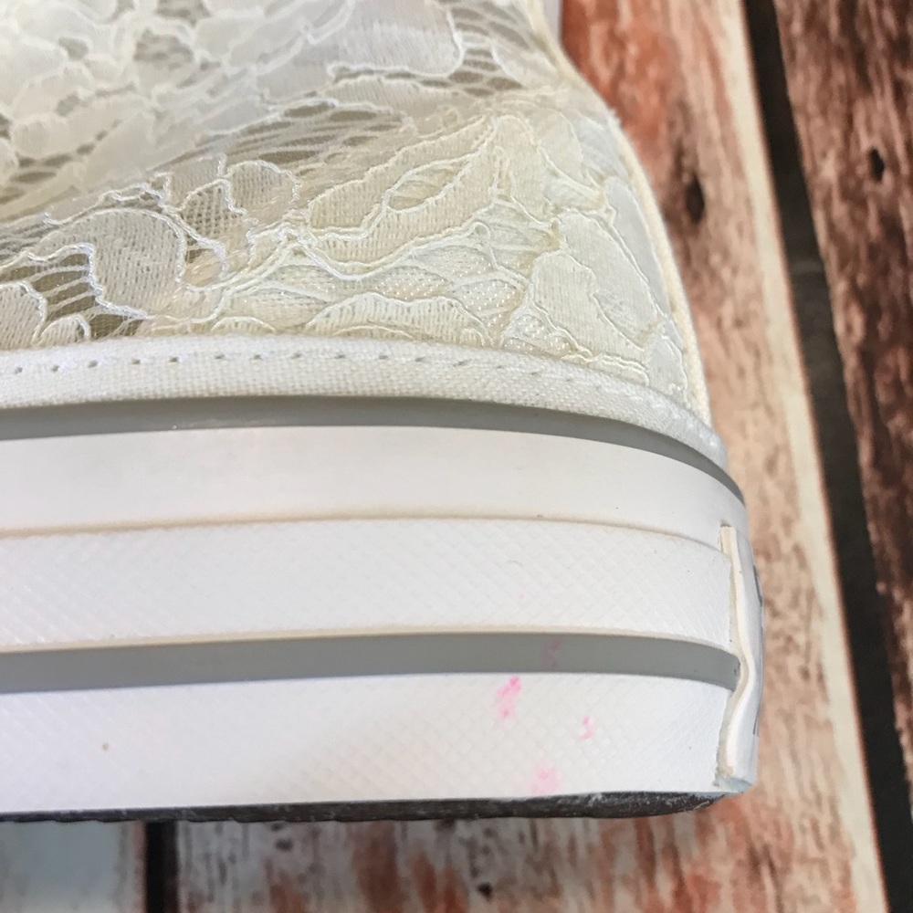 Converse Chuck Taylor Lace High Top Sneakers 8.5 - Picture 8 of 8